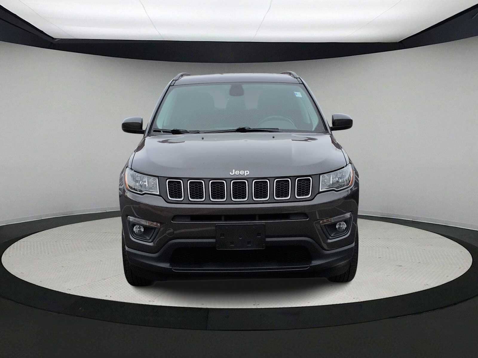 Thumbnail: 2019 Jeep Compass - 3