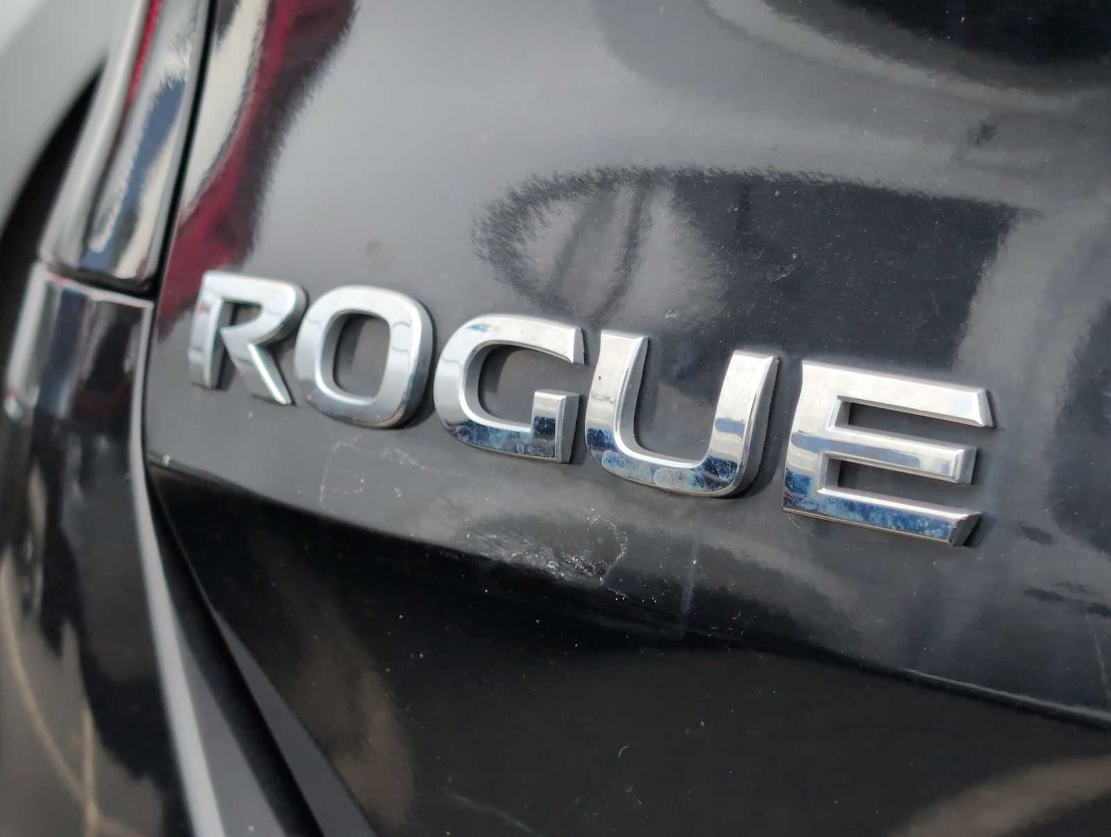 Thumbnail: 2015 Nissan Rogue - 13
