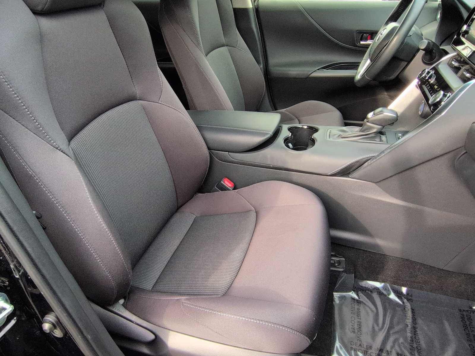 Thumbnail: 2022 Toyota Venza - 21