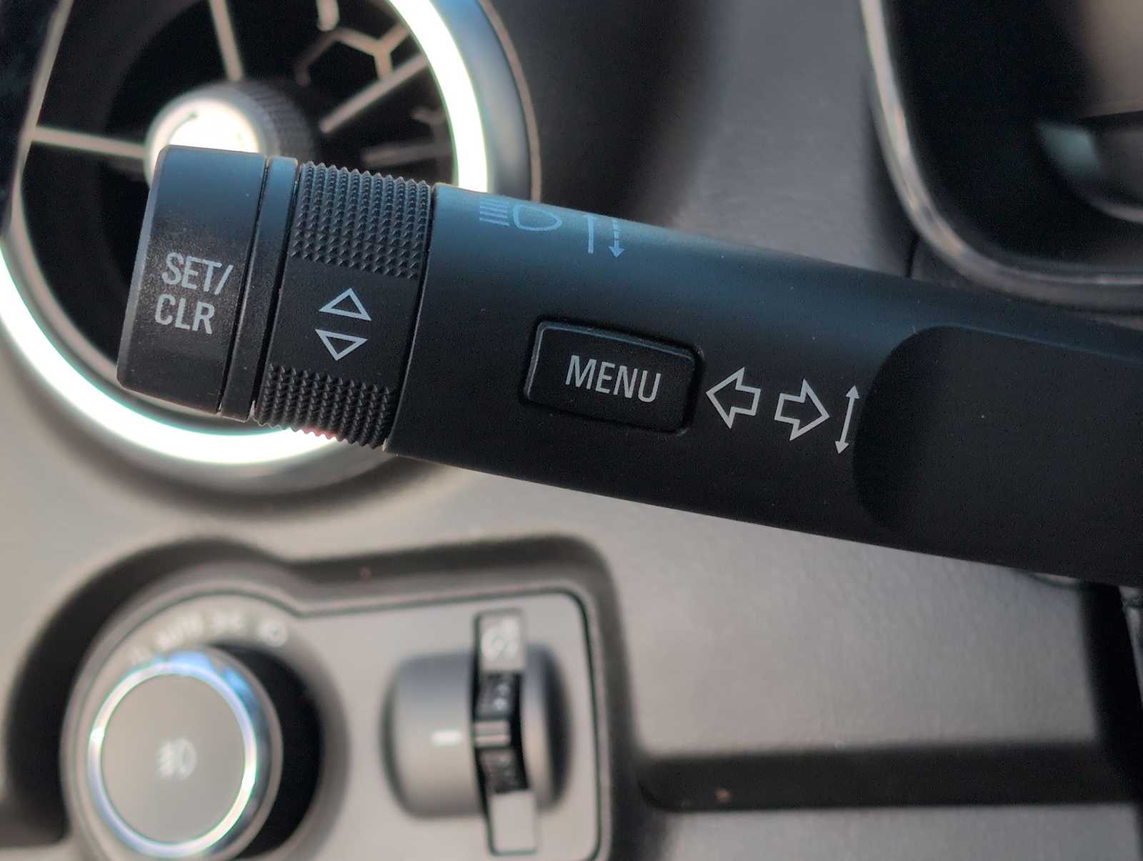 Thumbnail: 2015 Chevrolet Trax - 27