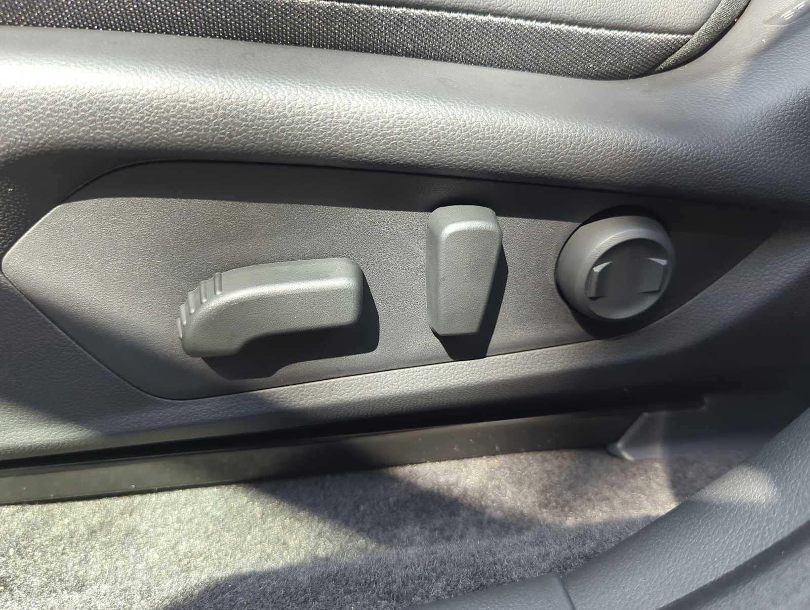 Thumbnail: 2025 Subaru Crosstrek - 18