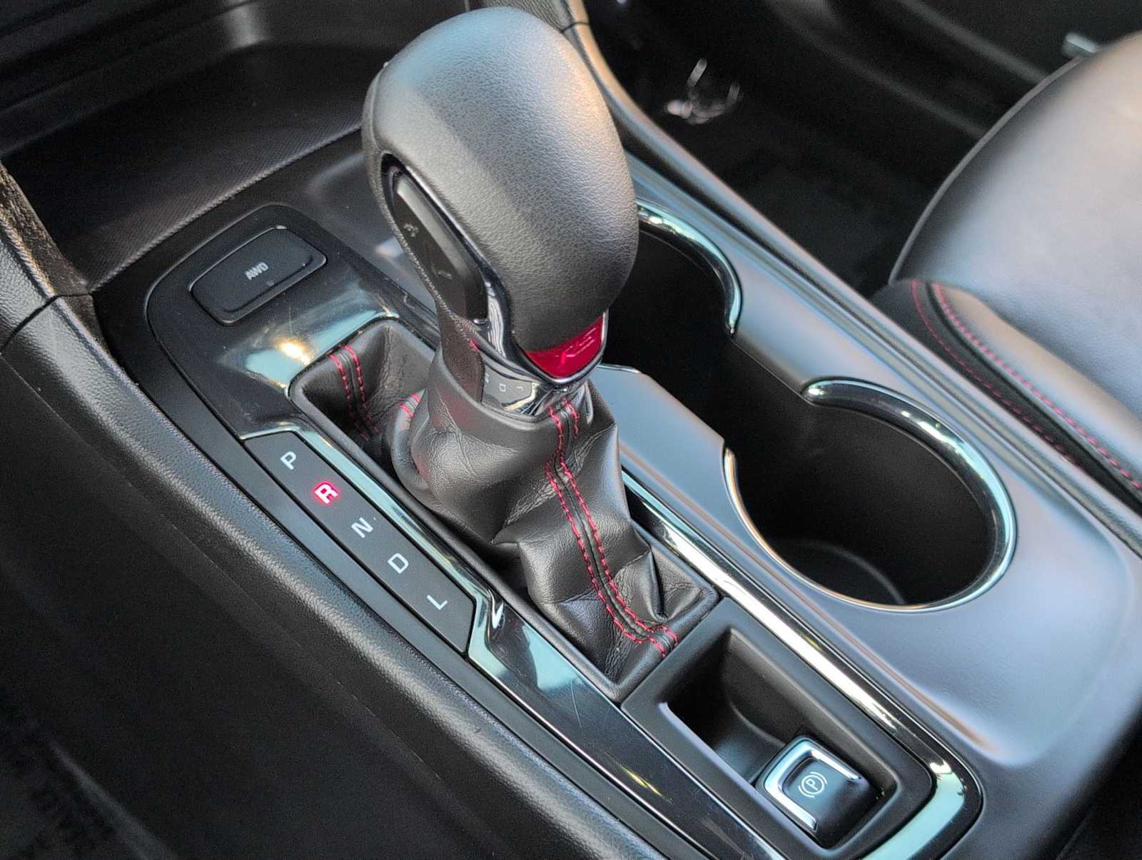 Thumbnail: 2022 Chevrolet Equinox - 32