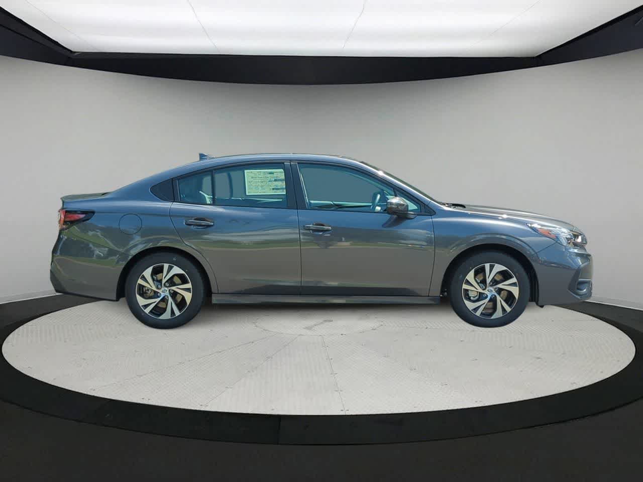 Thumbnail: 2025 Subaru Legacy - 9