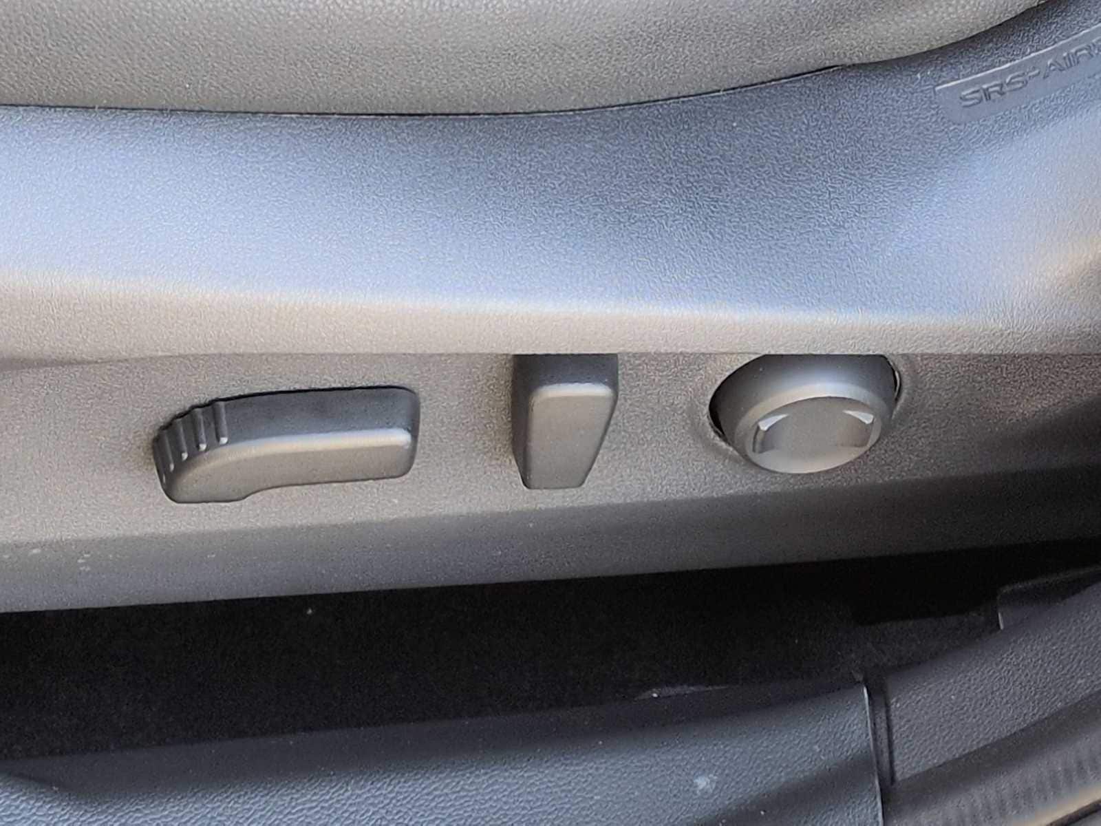 Thumbnail: 2025 Subaru Outback - 18