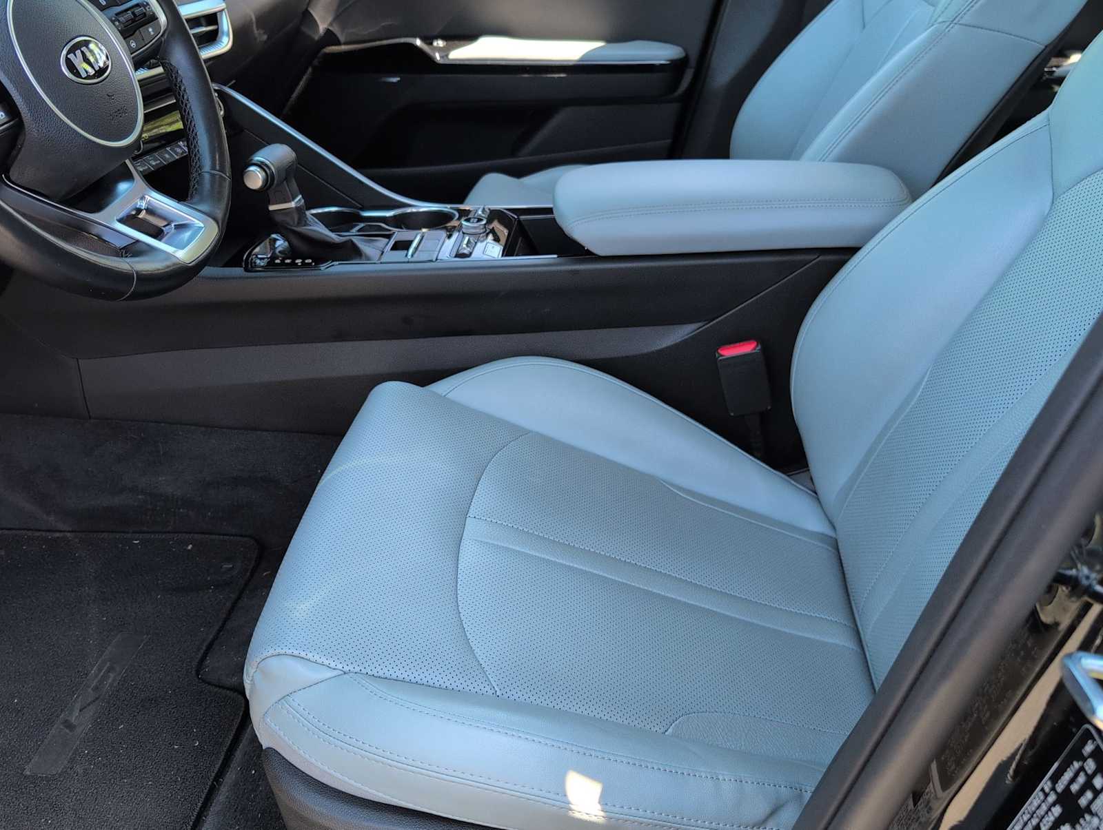 Thumbnail: 2021 Kia K5 - 16