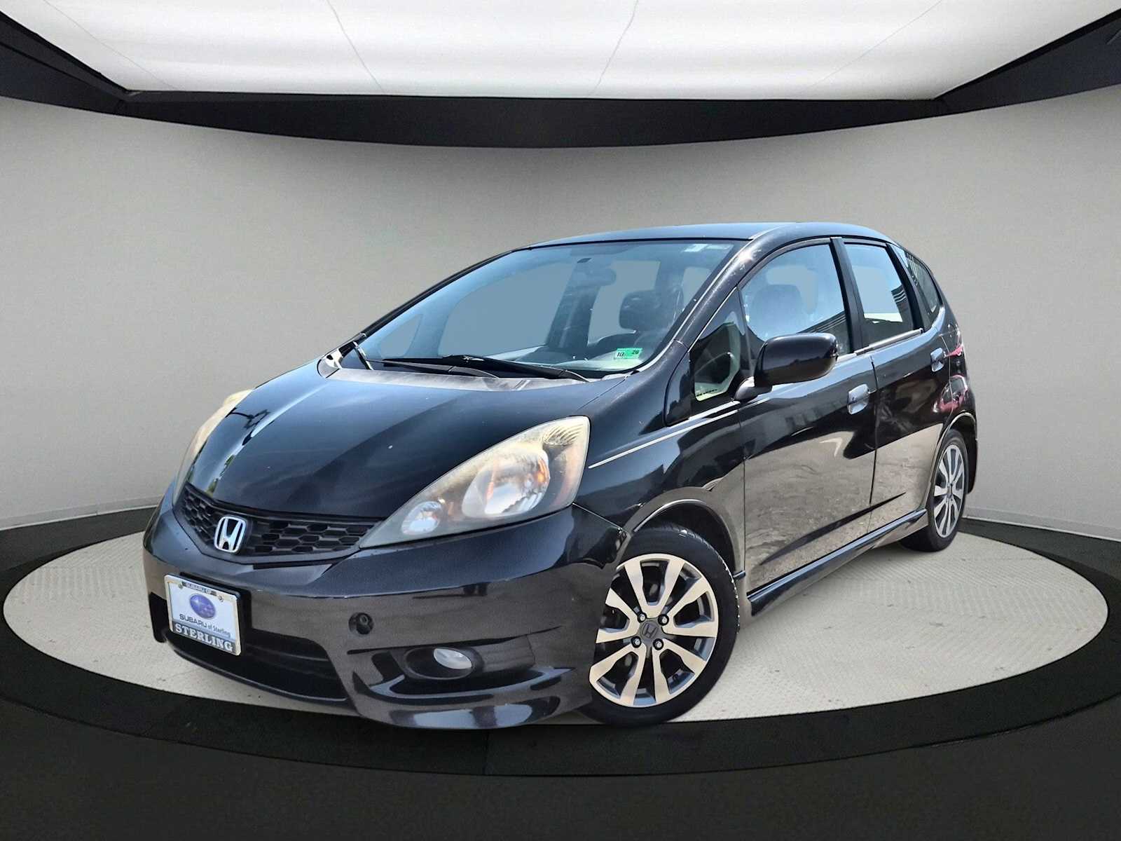 Used 2013 Honda Fit Sport with VIN JHMGE8H6XDC032092 for sale in Sterling, VA