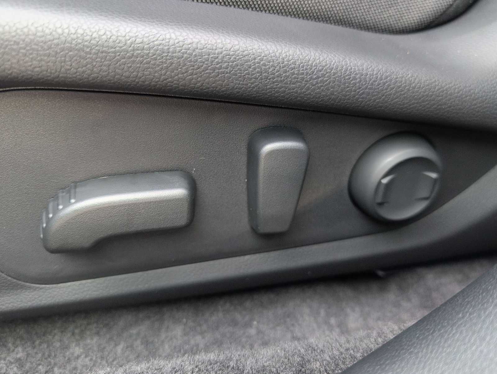 Thumbnail: 2026 Subaru Crosstrek - 17