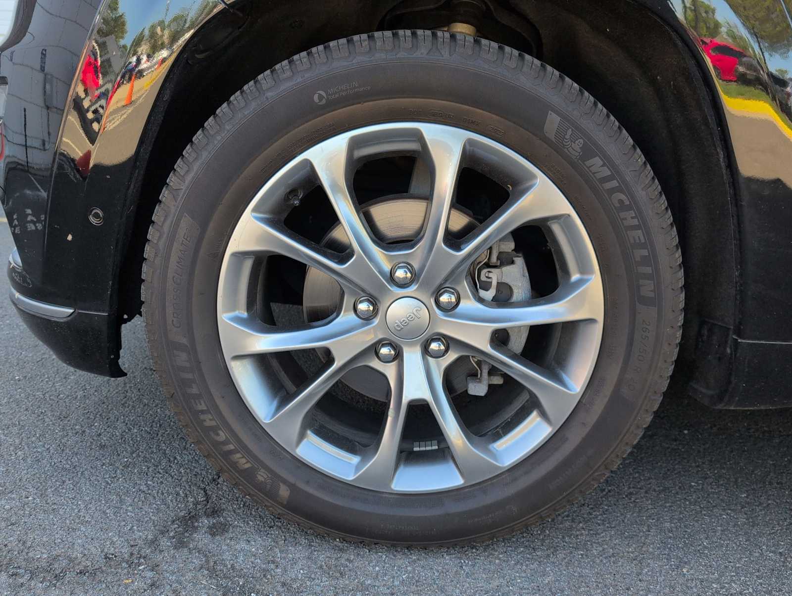 Thumbnail: 2020 Jeep Grand Cherokee - 14