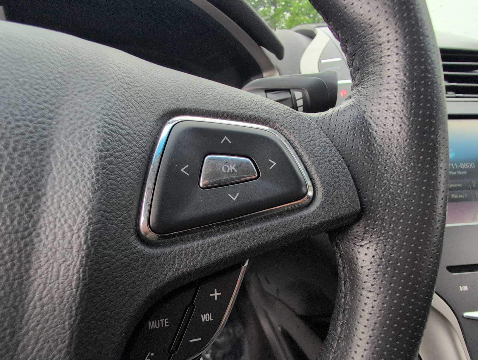 Thumbnail: 2014 Lincoln MKZ - 24