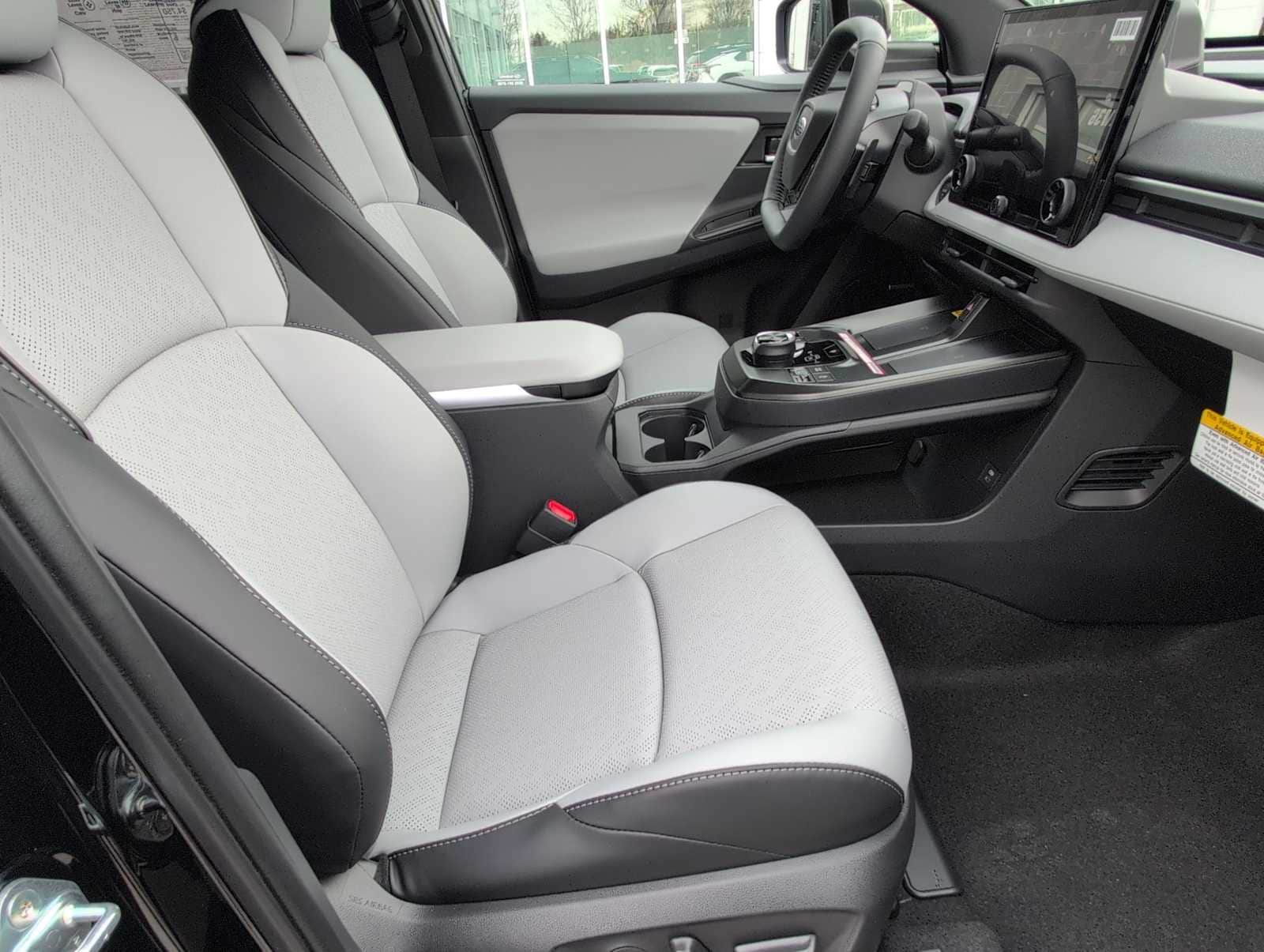 Thumbnail: 2026 Subaru Solterra - 22