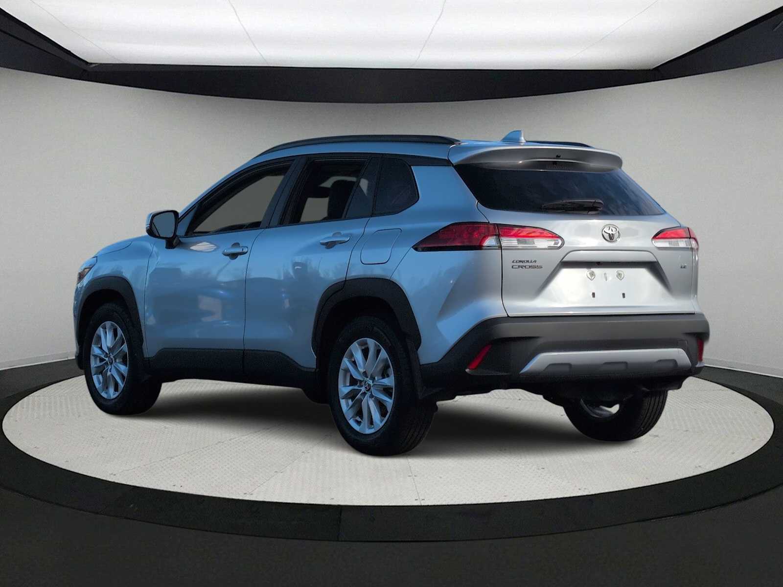 Thumbnail: 2024 Toyota Corolla Cross - 6