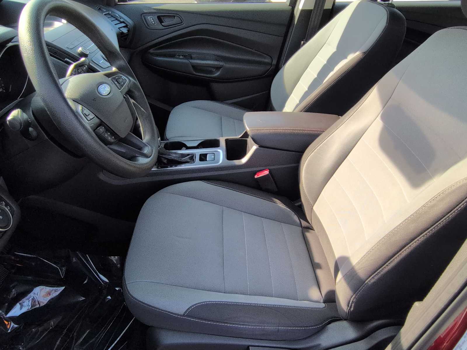 Thumbnail: 2019 Ford Escape - 10