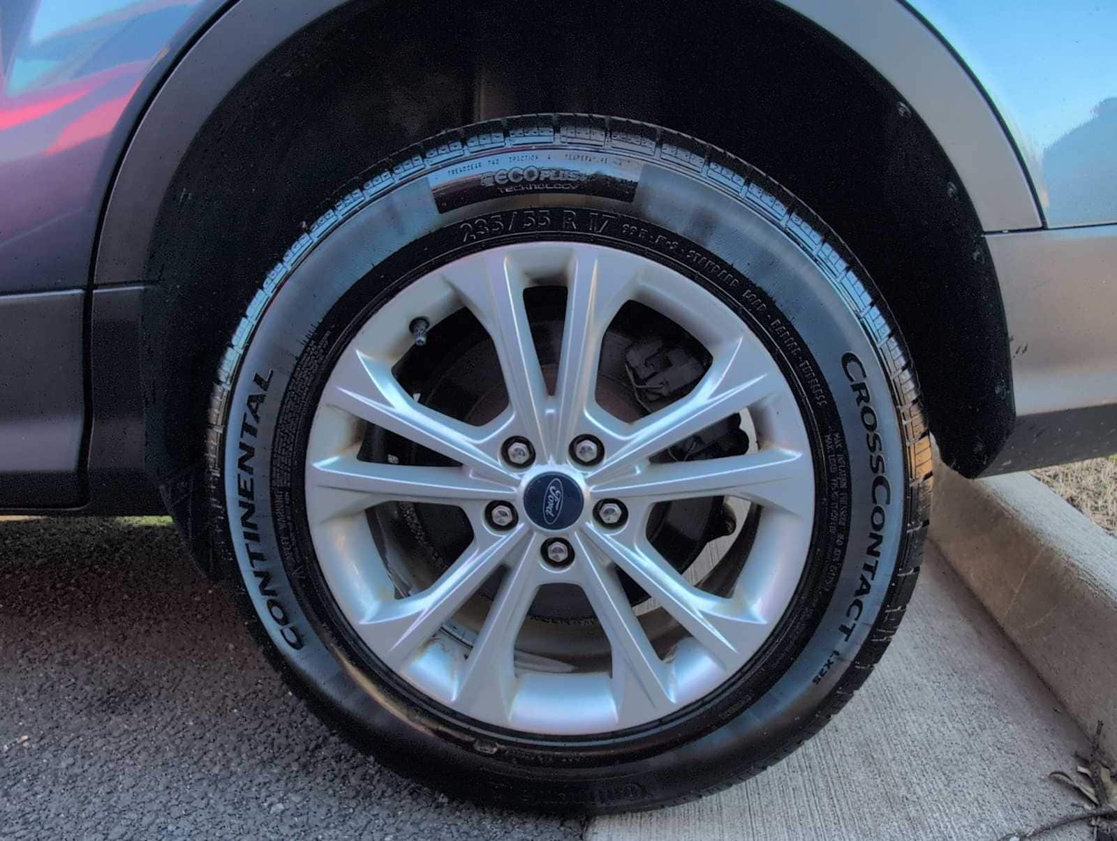 Thumbnail: 2018 Ford Escape - 14