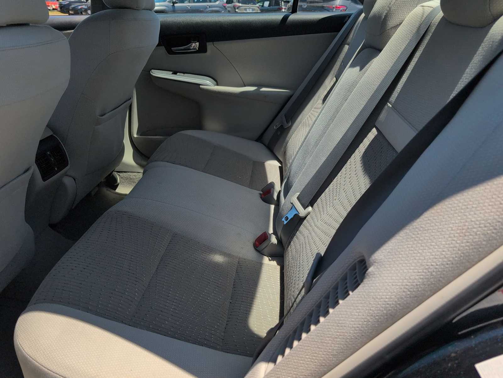Thumbnail: 2012 Toyota Camry - 19
