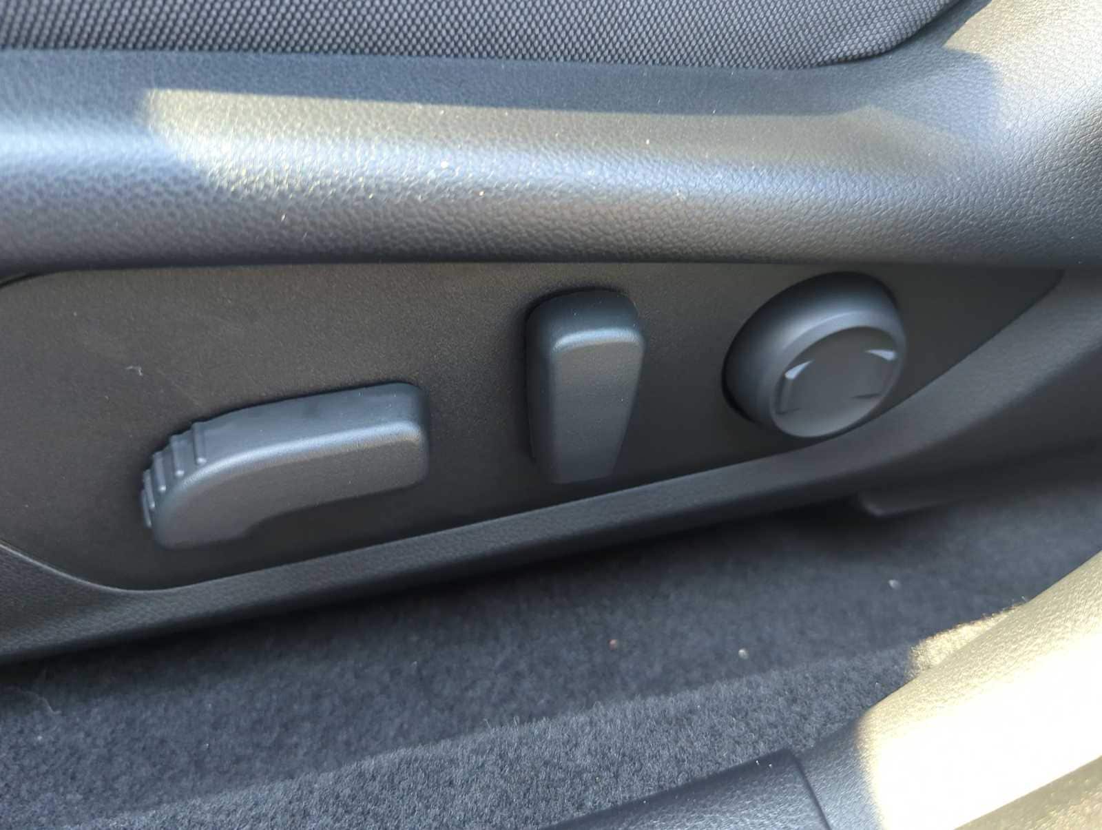 Thumbnail: 2025 Subaru Crosstrek - 18