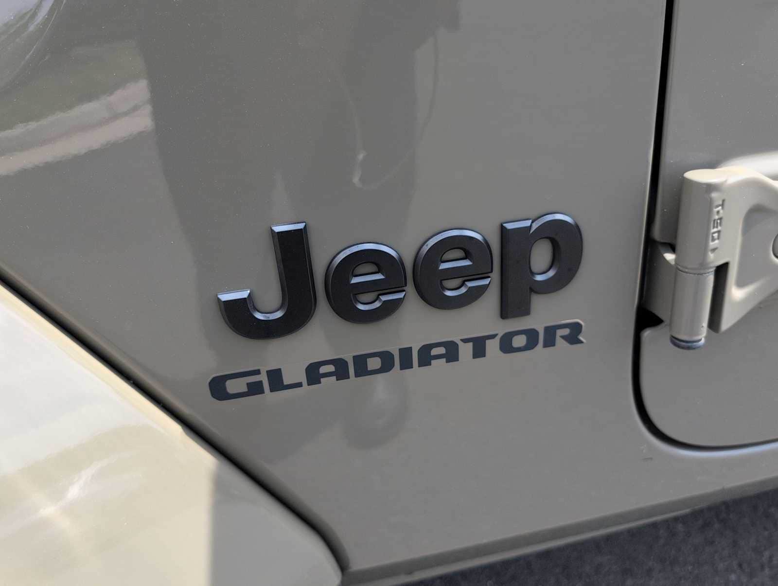 Thumbnail: 2020 Jeep Gladiator - 12