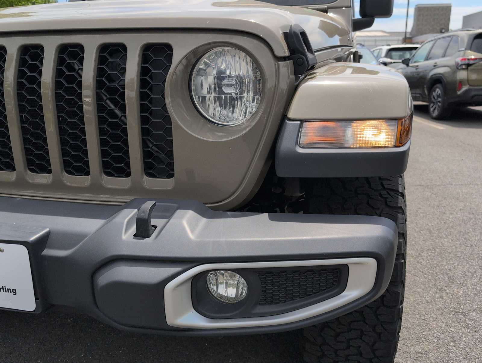 Thumbnail: 2020 Jeep Gladiator - 11