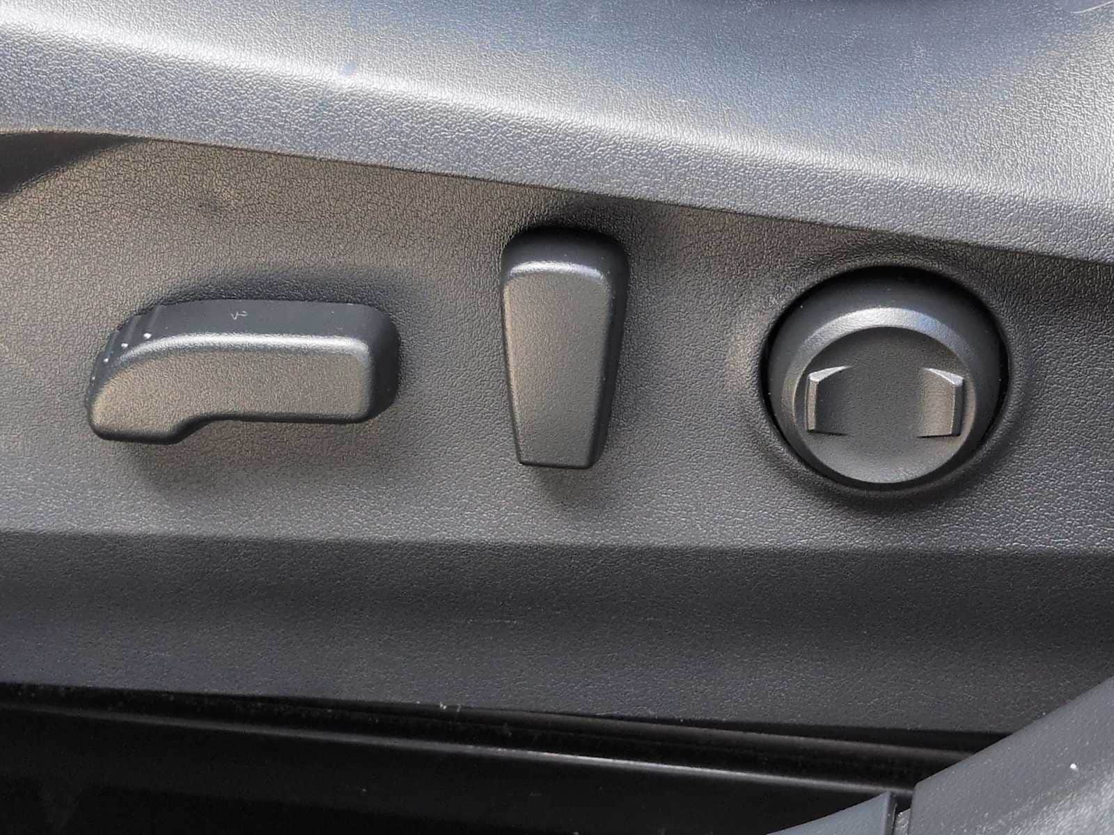 Thumbnail: 2023 Subaru Outback - 18