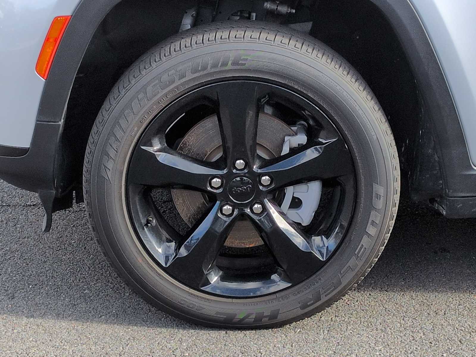 Thumbnail: 2023 Jeep Grand Cherokee L - 13