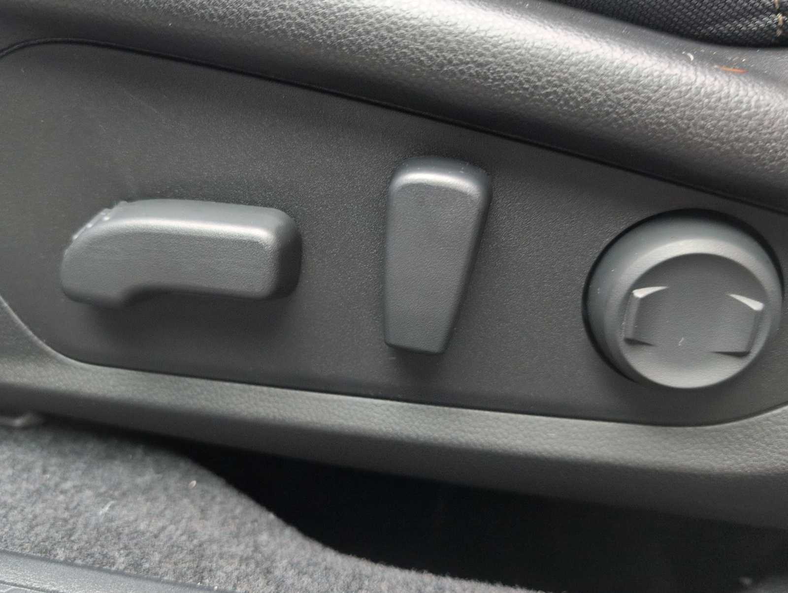 Thumbnail: 2026 Subaru Outback - 17