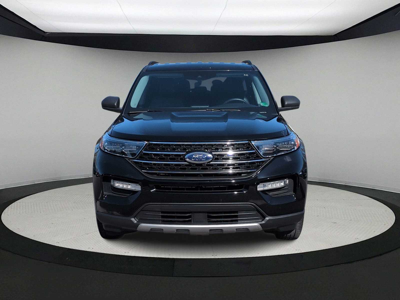 Thumbnail: 2023 Ford Explorer - 3