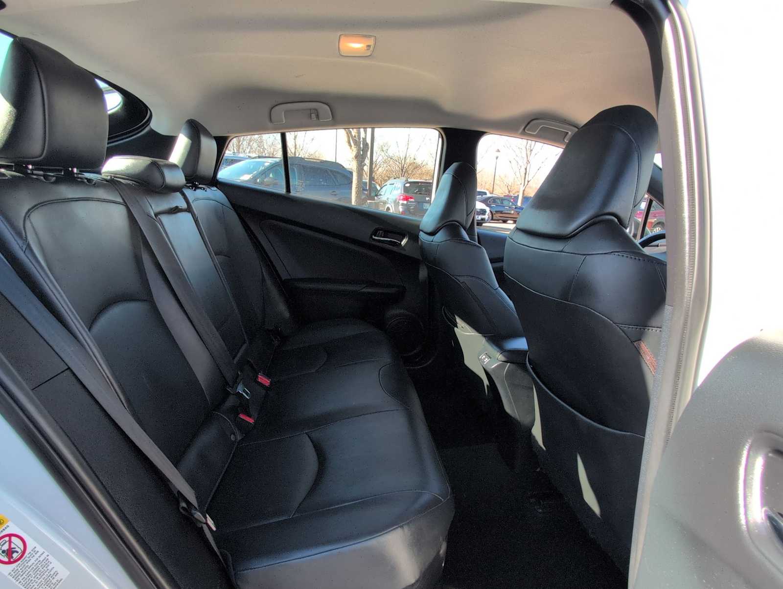 Thumbnail: 2021 Toyota Prius - 21