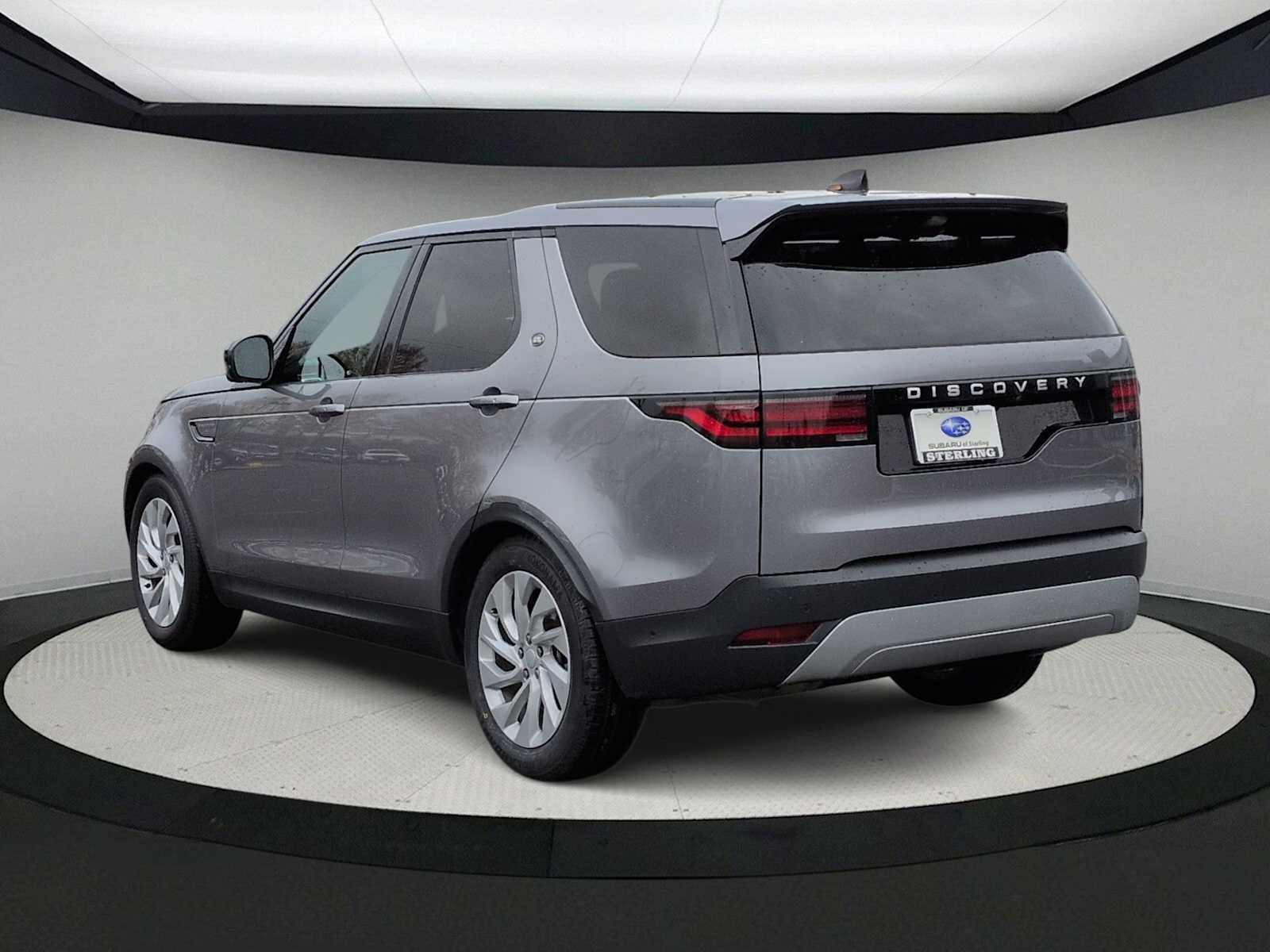 Thumbnail: 2024 Land Rover Discovery - 6