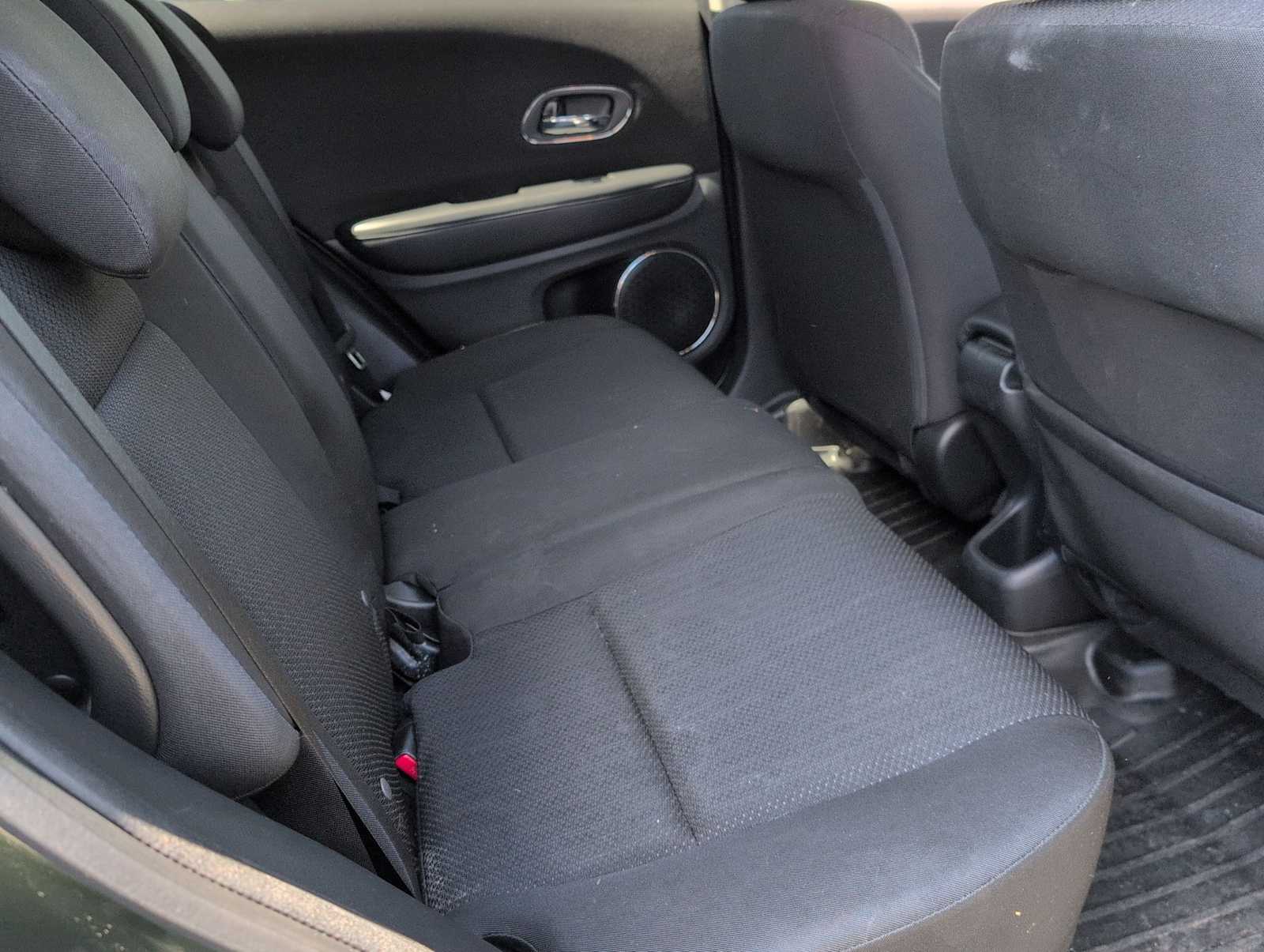 Thumbnail: 2016 Honda HR-V - 19