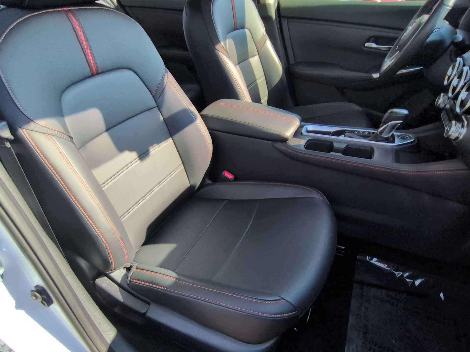 Thumbnail: 2022 Nissan Sentra - 22