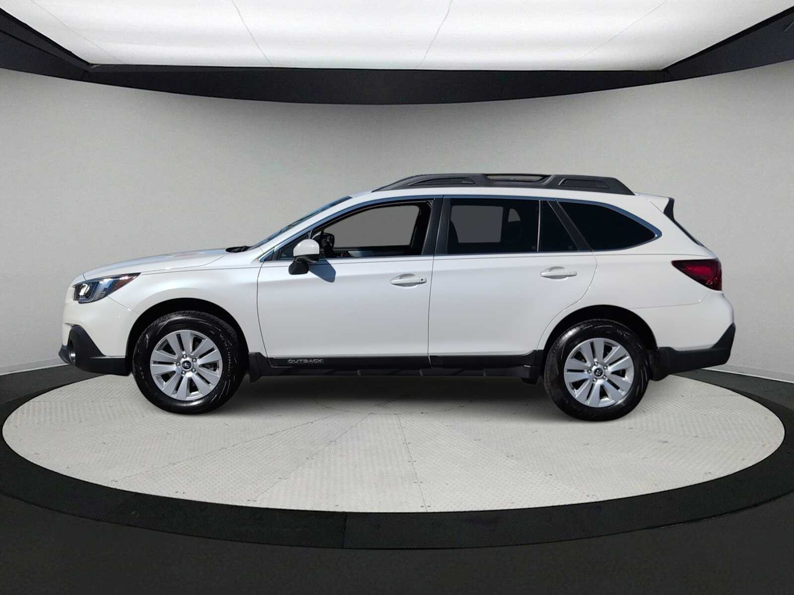 Thumbnail: 2018 Subaru Outback - 5