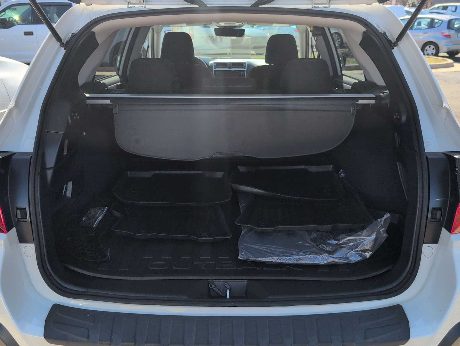 Thumbnail: 2018 Subaru Outback - 32