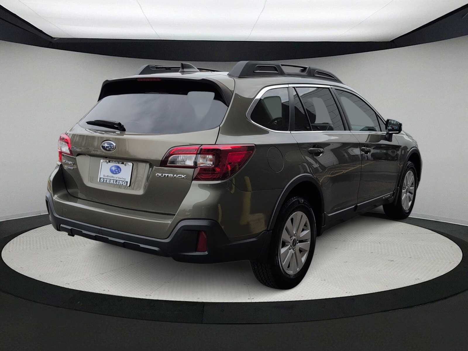 Thumbnail: 2018 Subaru Outback - 8