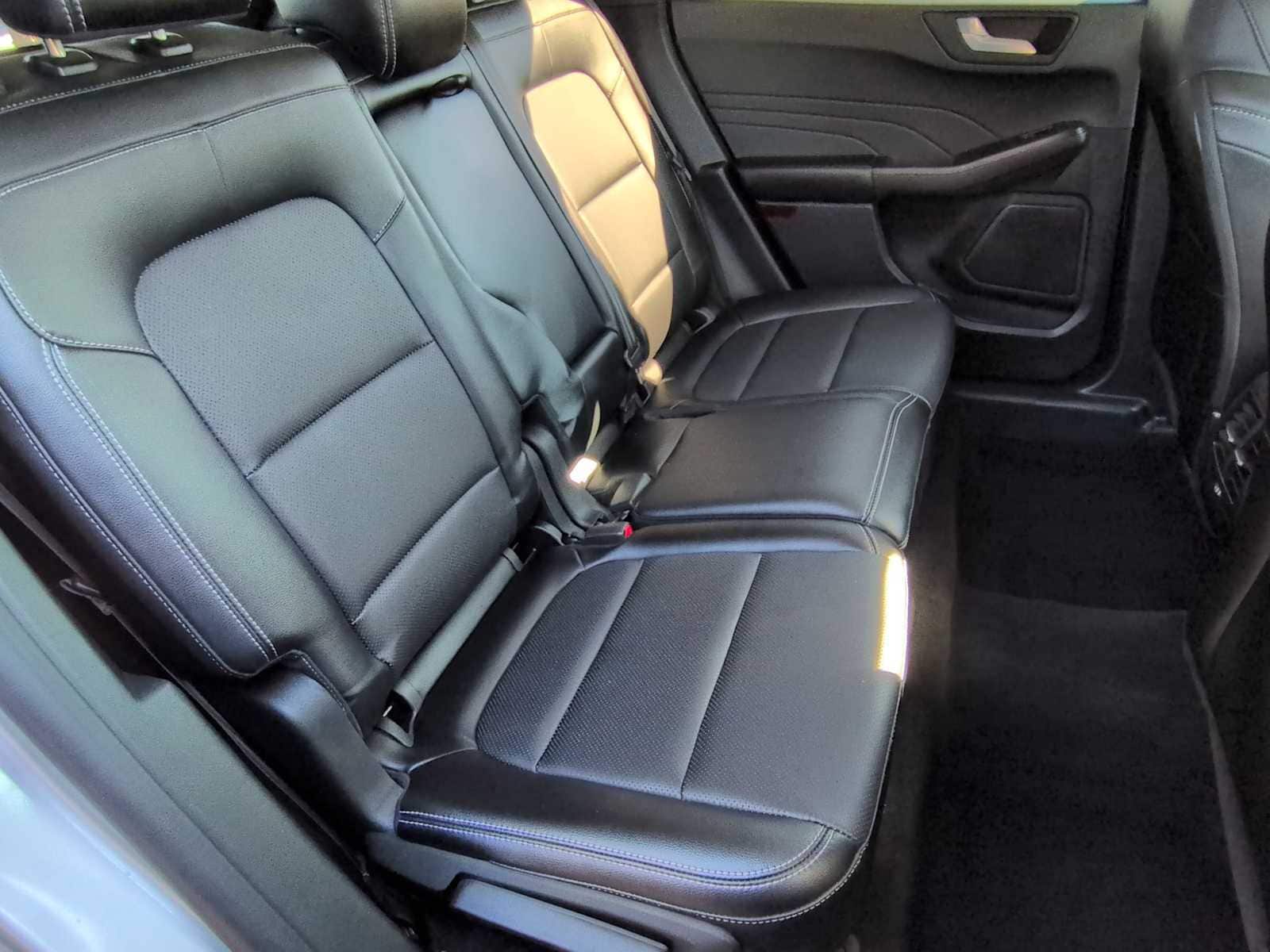 Thumbnail: 2022 Ford Escape - 21