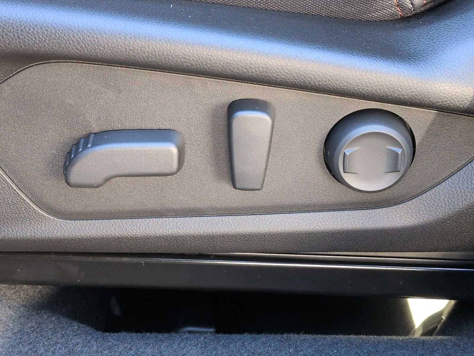 Thumbnail: 2025 Subaru Forester - 18