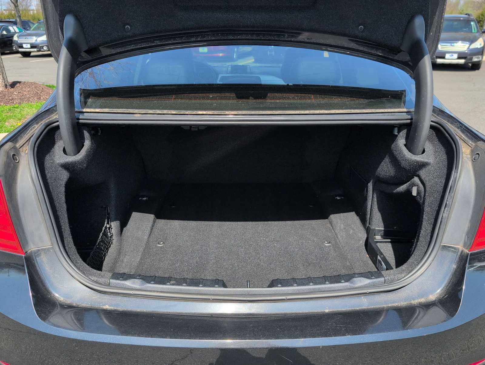 Thumbnail: 2014 BMW 3 Series - 29