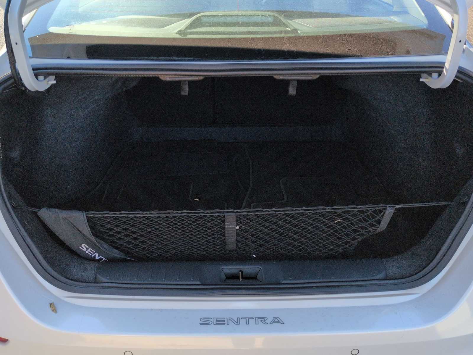 Thumbnail: 2022 Nissan Sentra - 34