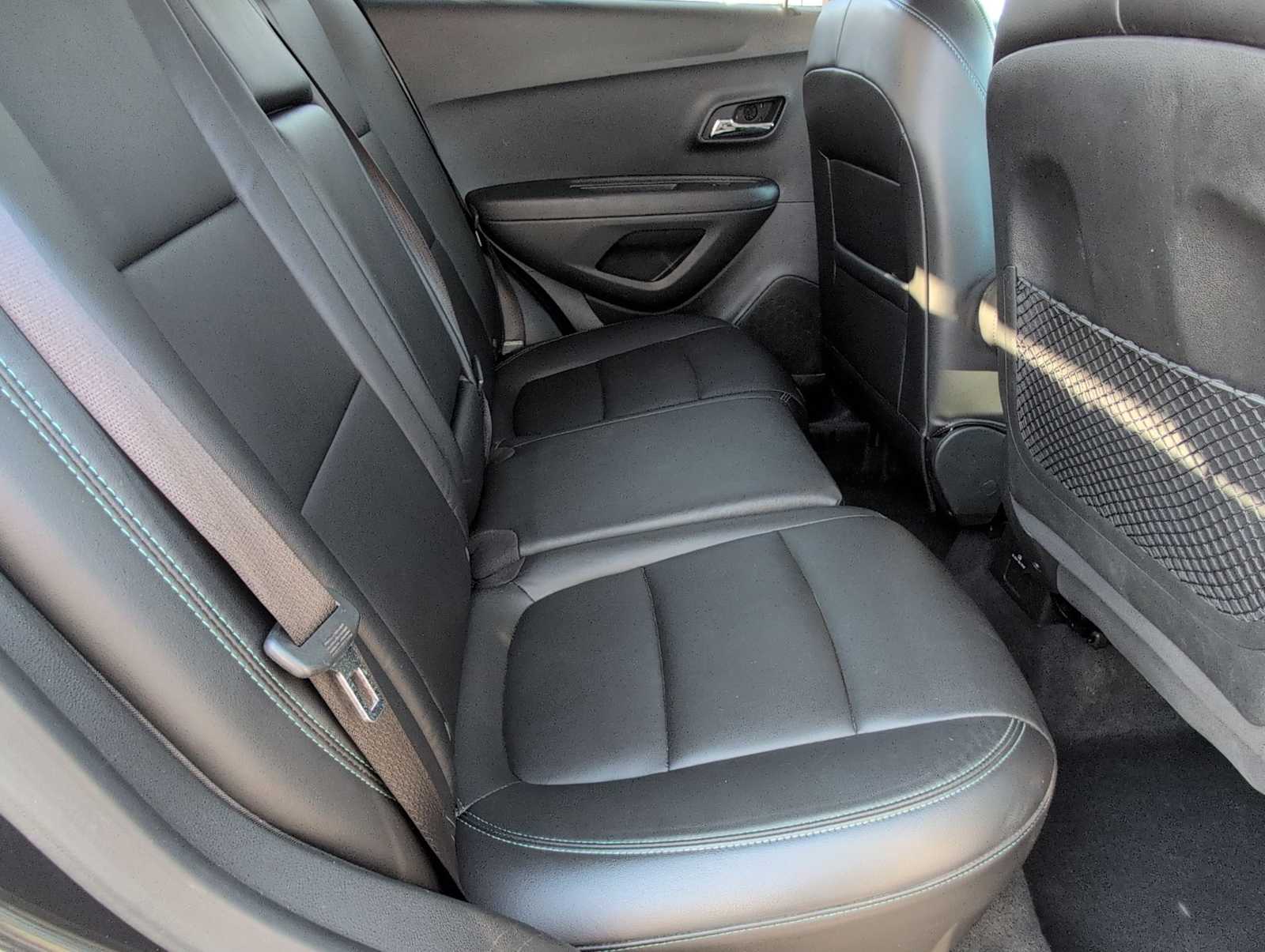 Thumbnail: 2015 Chevrolet Trax - 21