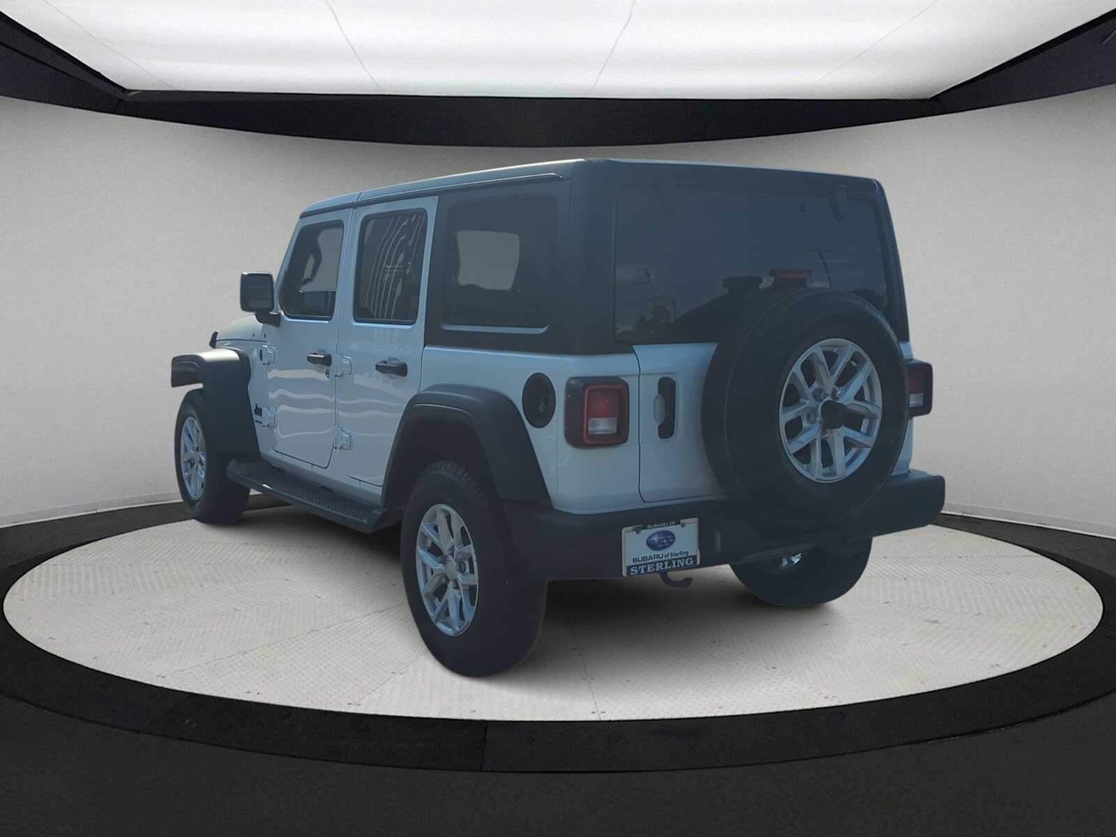 Thumbnail: 2023 Jeep Wrangler - 6