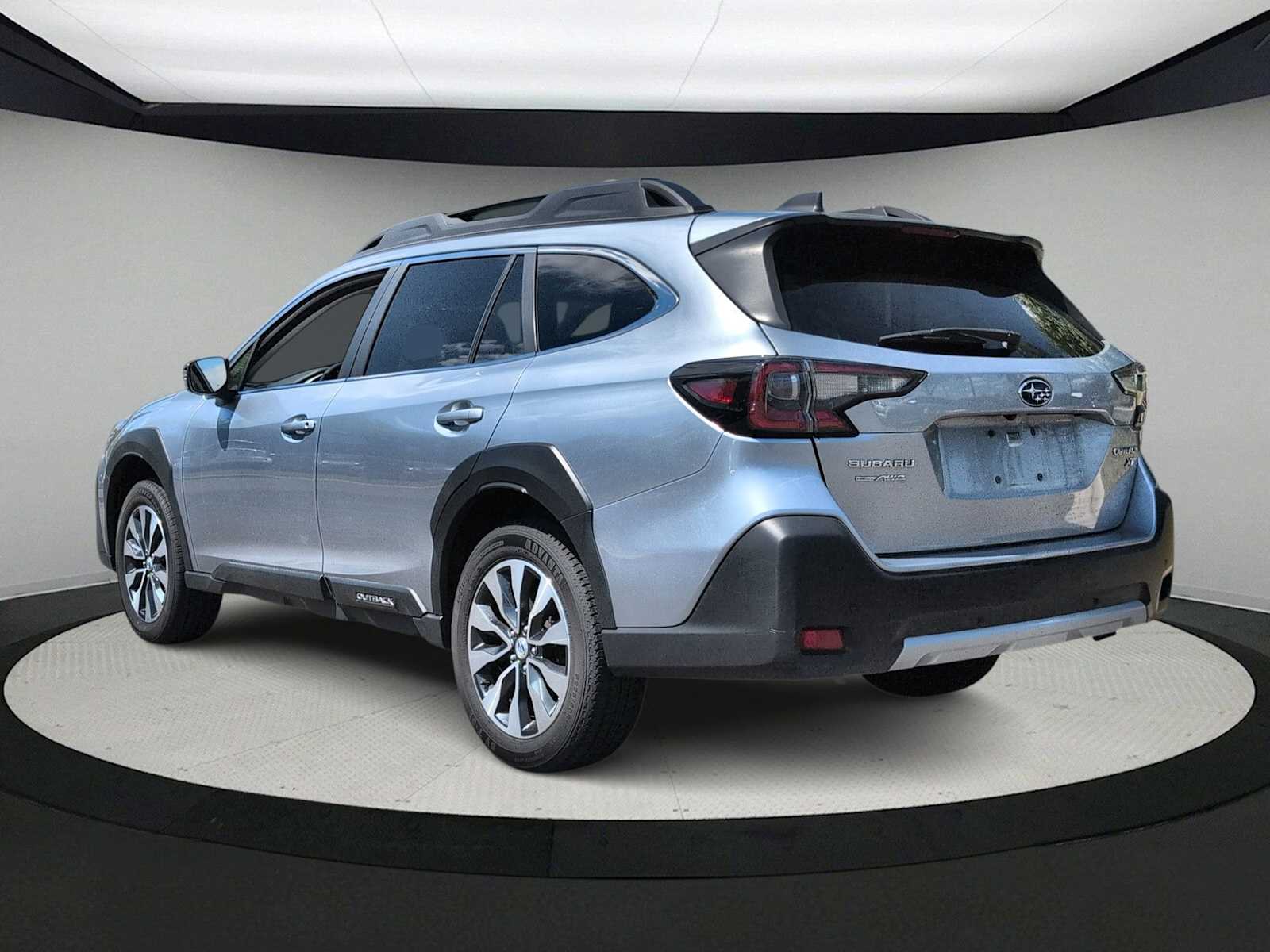 Thumbnail: 2023 Subaru Outback - 6