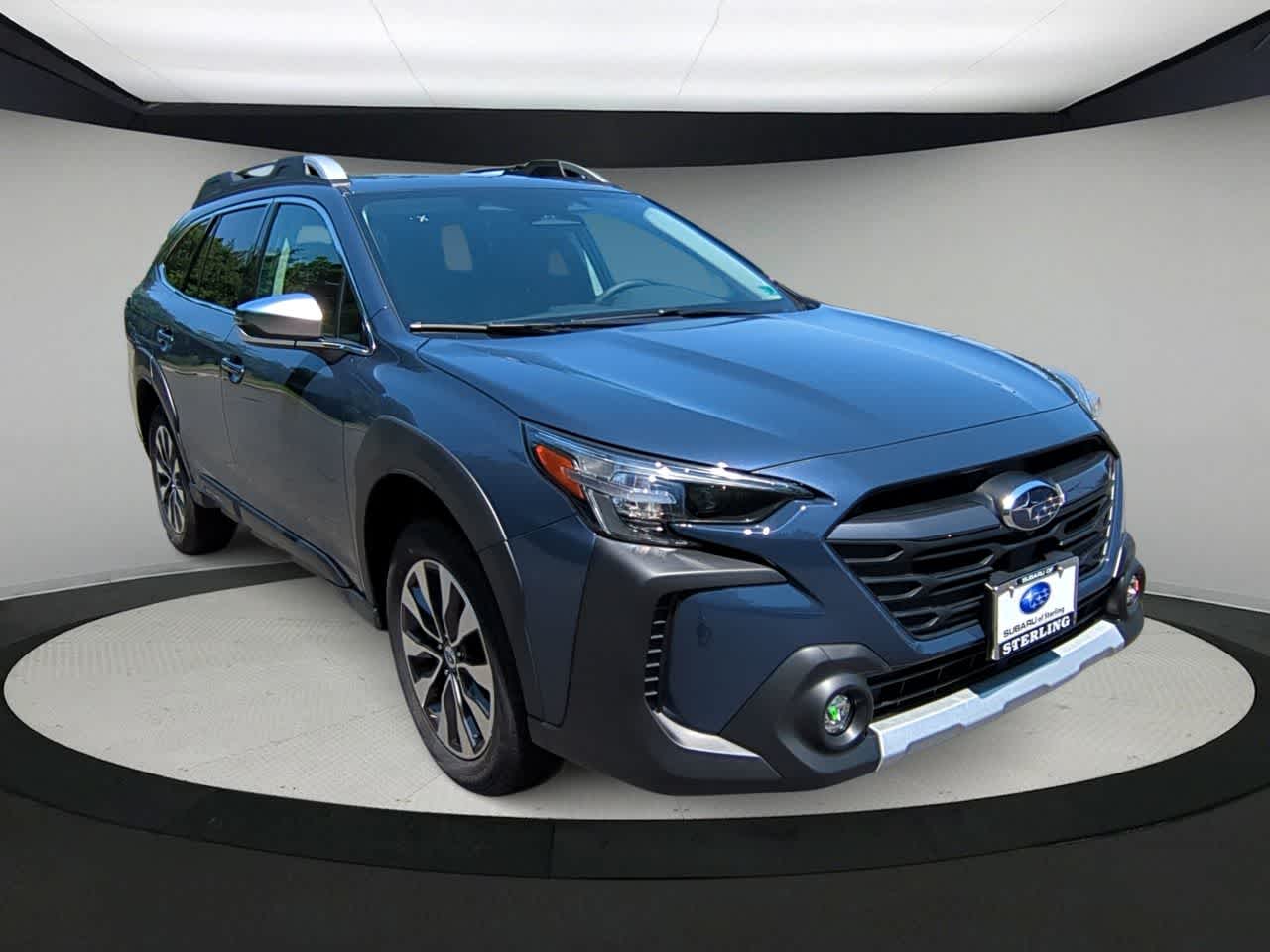 2025 Subaru Outback Touring XT photo 2