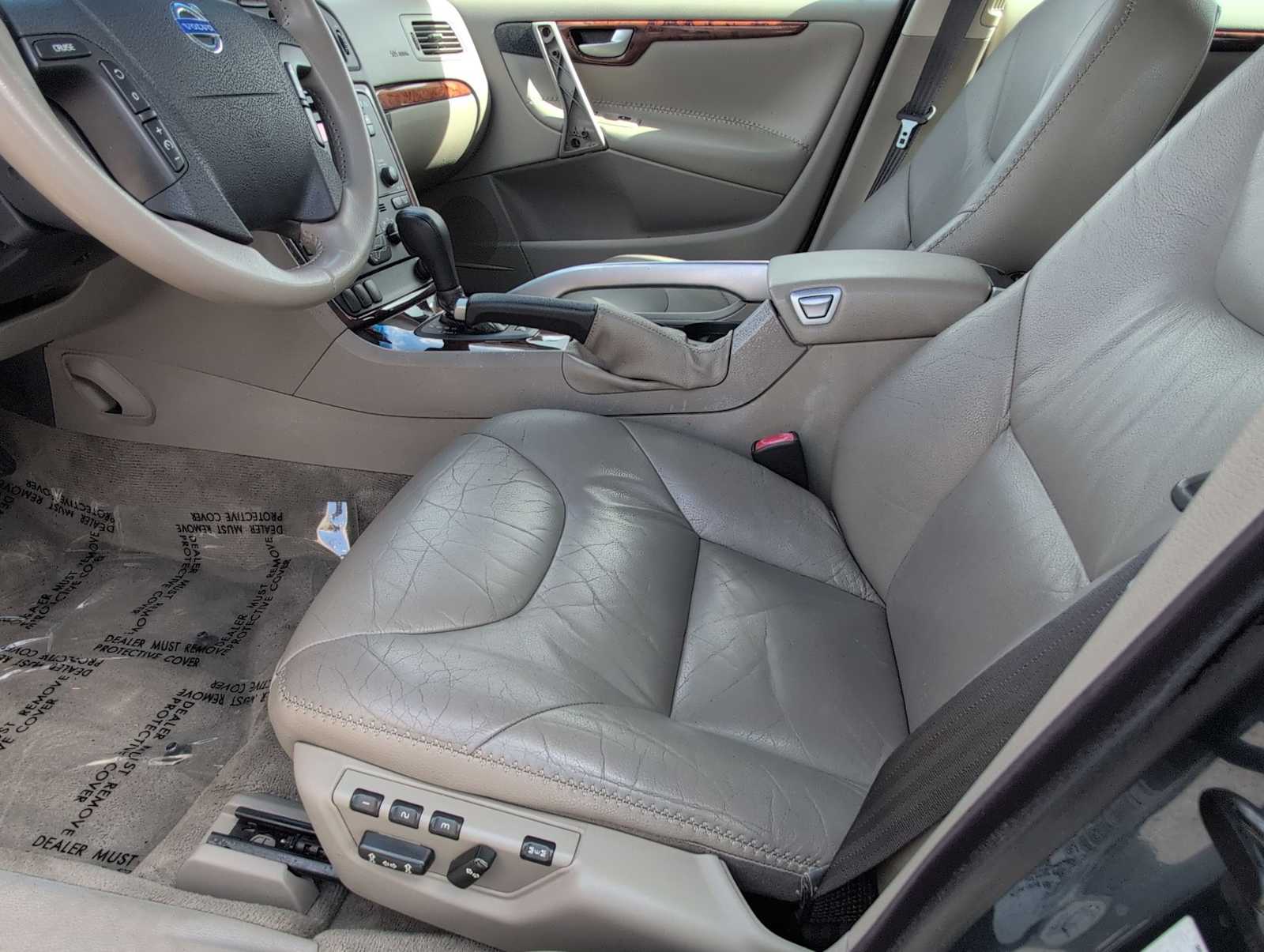 Thumbnail: 2005 Volvo XC70 - 16