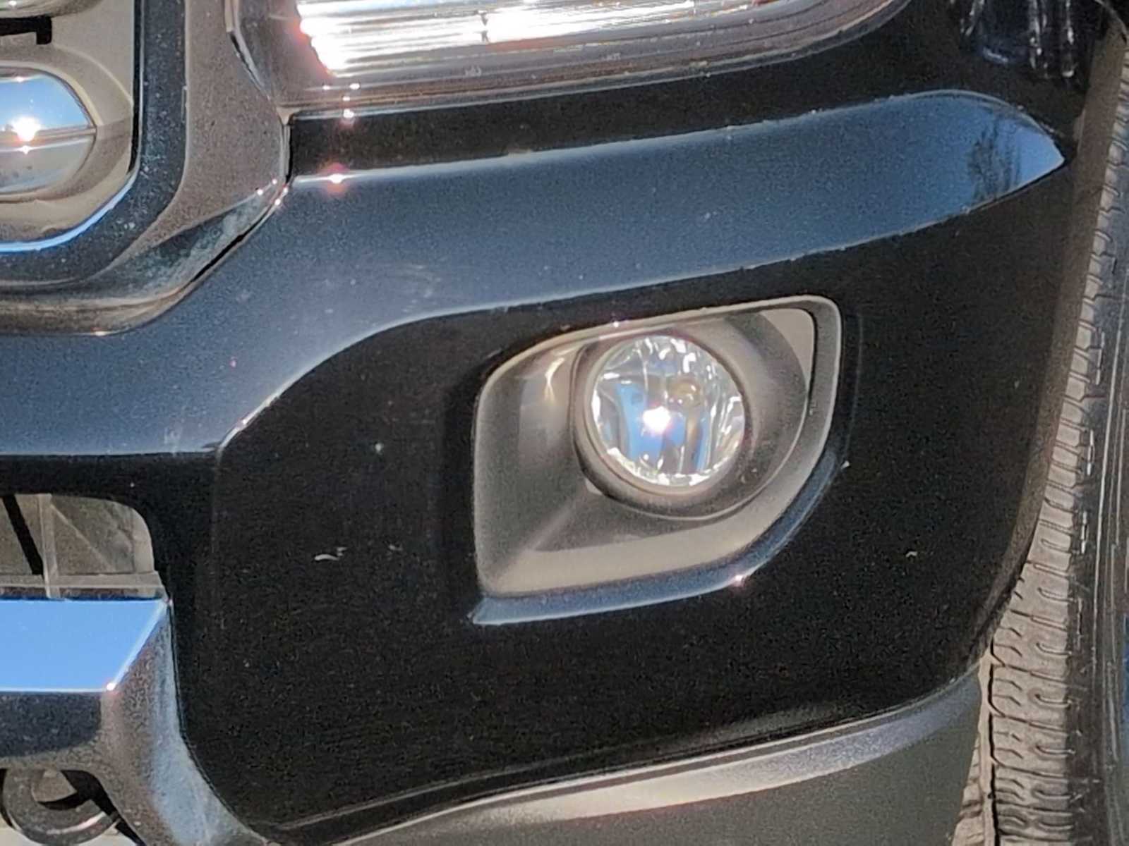 Thumbnail: 2017 GMC Canyon - 11