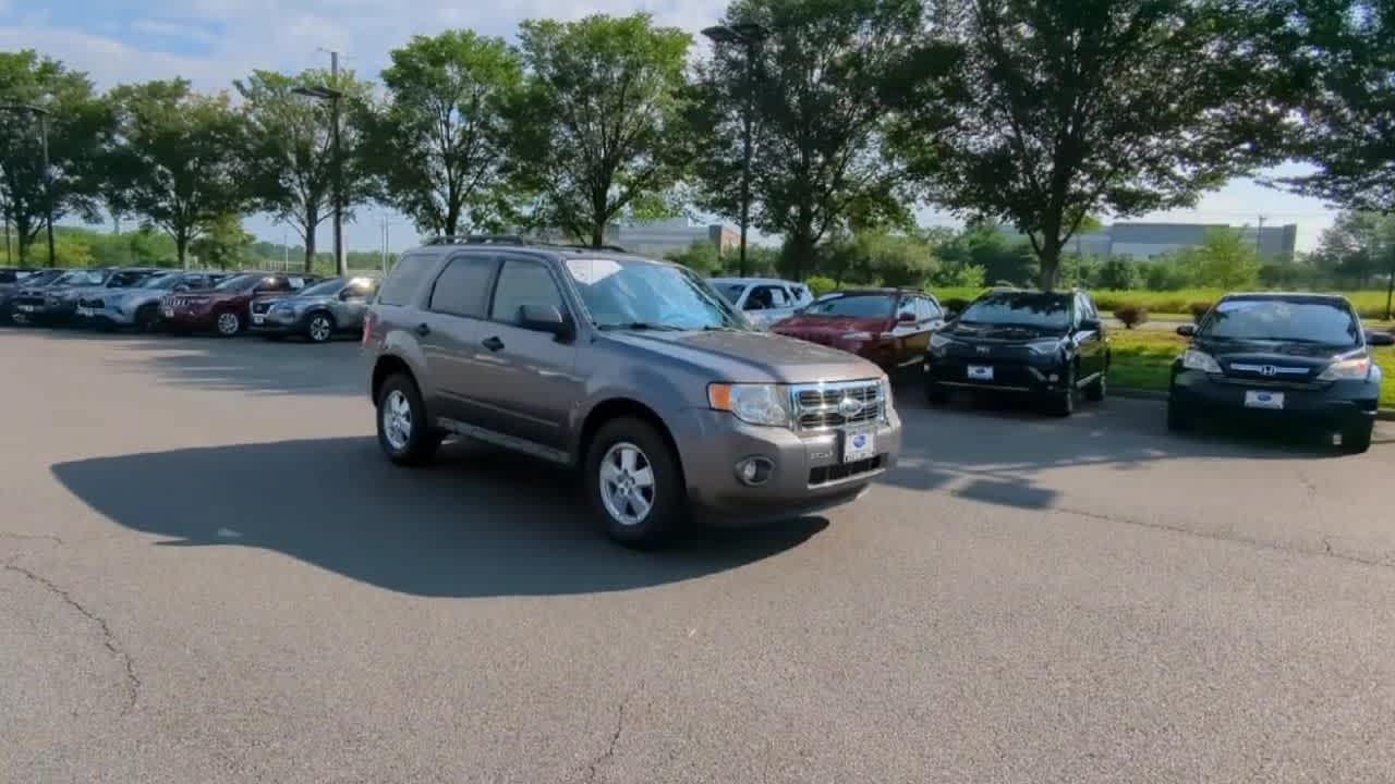 Thumbnail: 2010 Ford Escape - 2