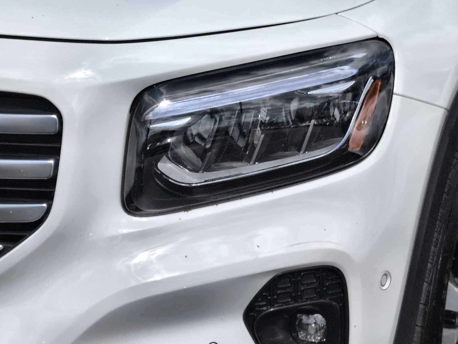 Thumbnail: 2024 Mercedes-Benz GLB - 11