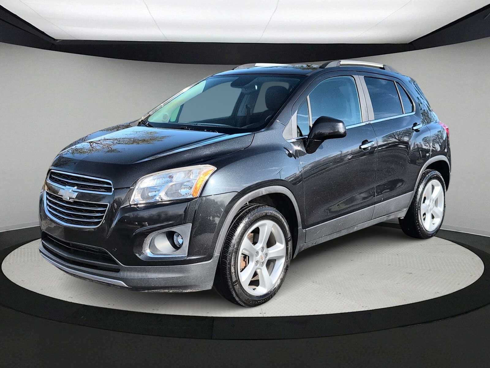 Thumbnail: 2015 Chevrolet Trax - 4