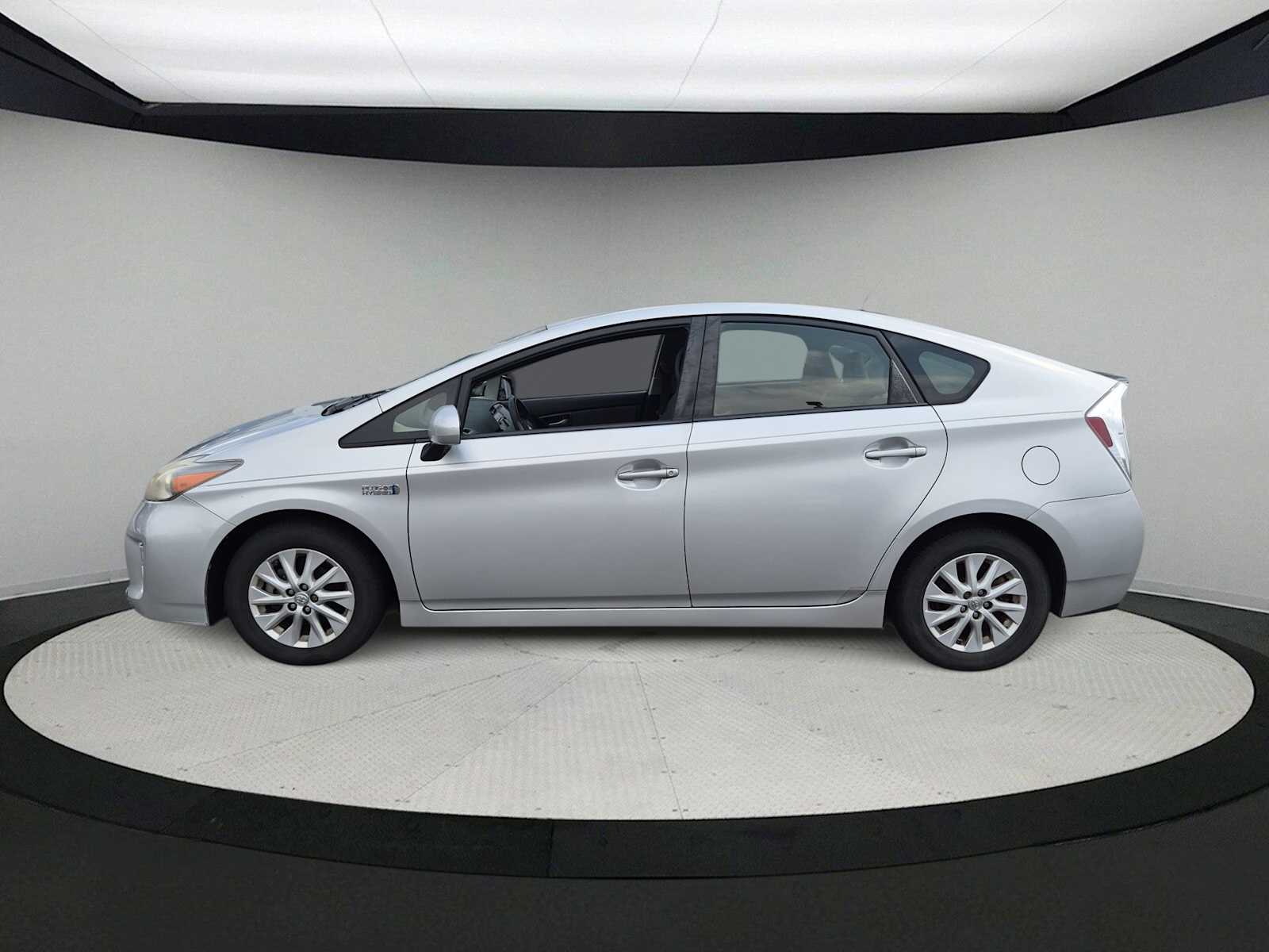 2013 Toyota Prius Plug-In Base - Photo 5
