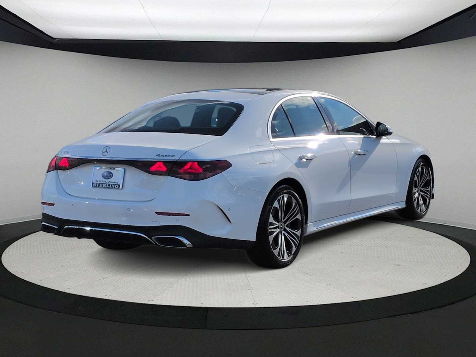 Thumbnail: 2024 Mercedes-Benz E-Class - 8