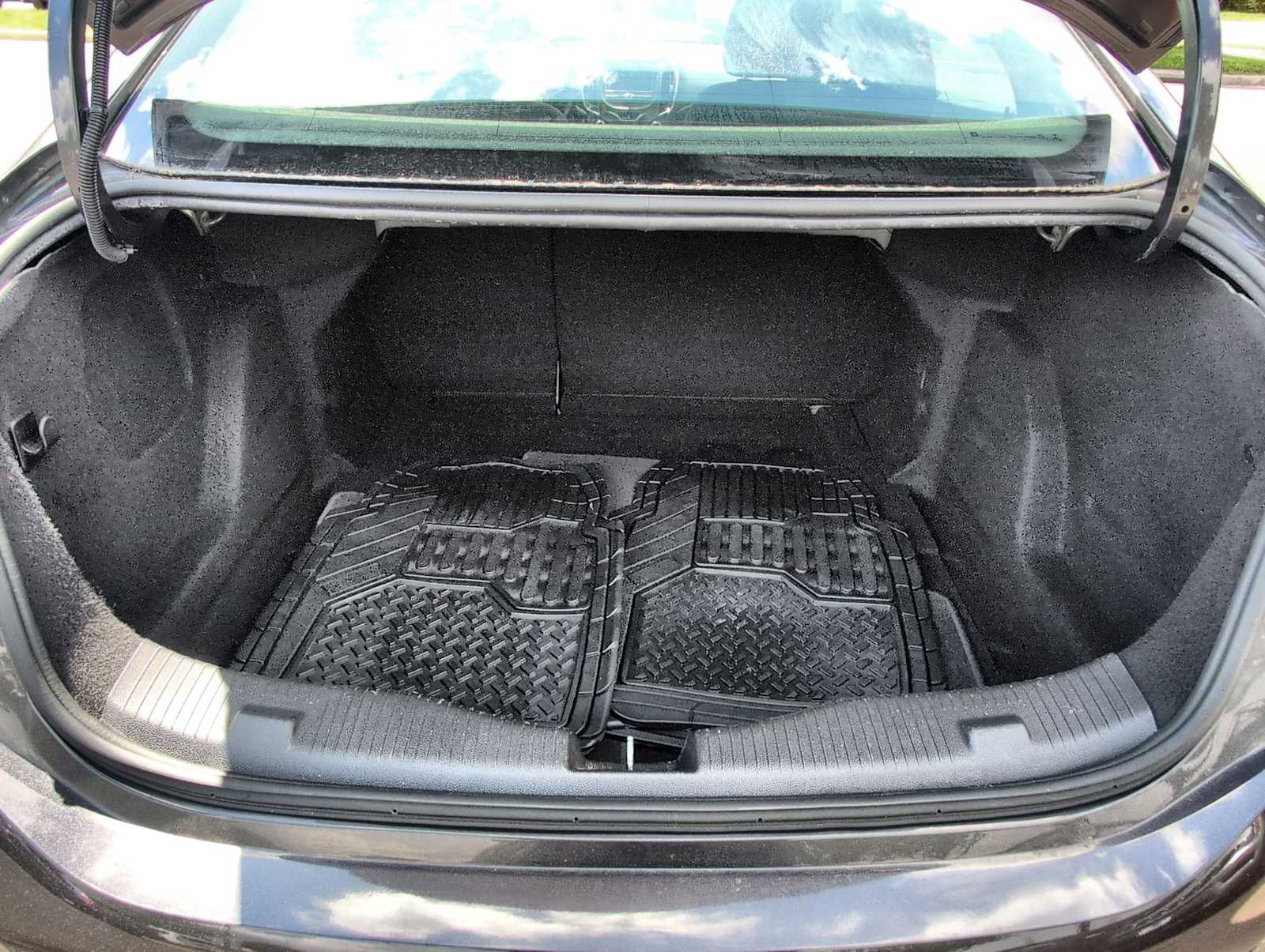 Thumbnail: 2017 Chevrolet Cruze - 32