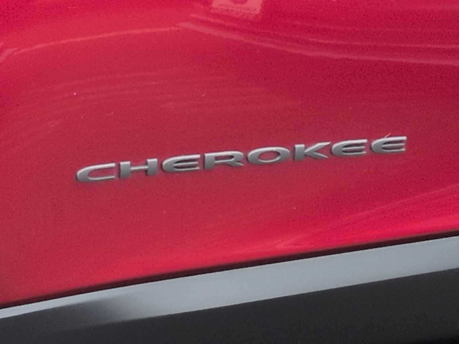 Thumbnail: 2015 Jeep Cherokee - 13