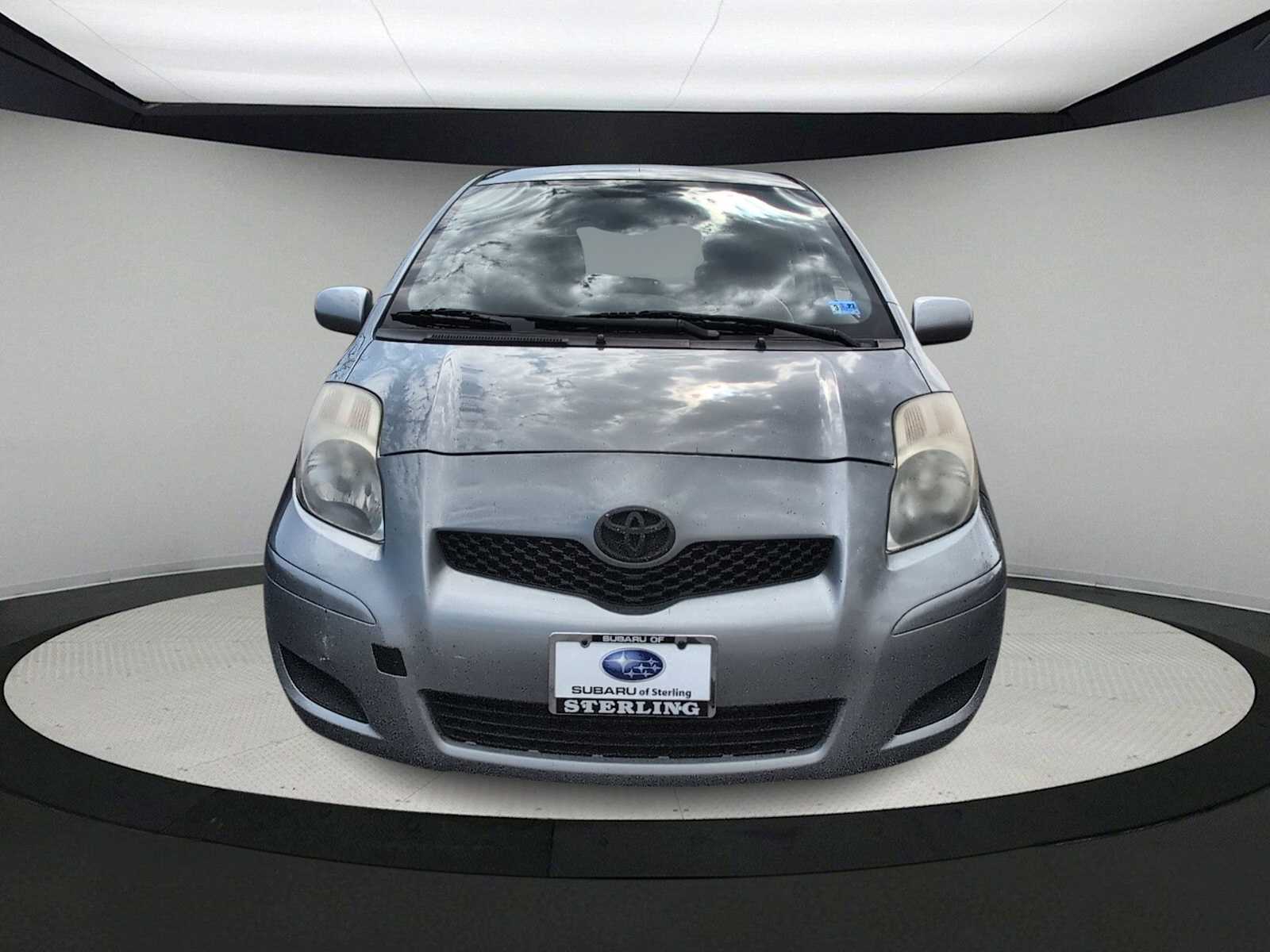 Thumbnail: 2010 Toyota Yaris - 3